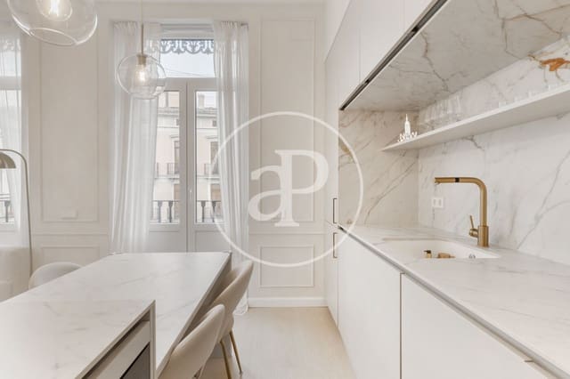 1 slaapkamer Appartement te huur in El Pilar, Valencia stad - € 1.700 (Ref: 8760287)
