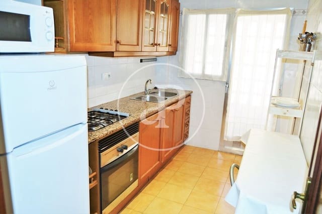 2 bedroom Apartment for rent in Russafa, Valencia city - € 1,350 (Ref: 8764120)