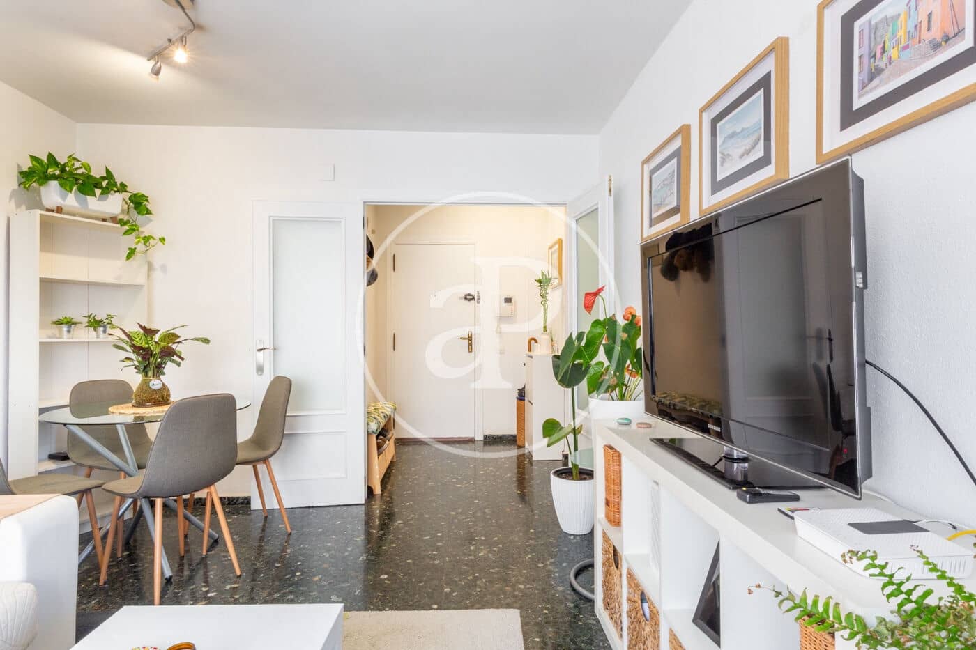 2 bedroom Apartment for rent in Valencia city - € 1,350 (Ref: 8764120)