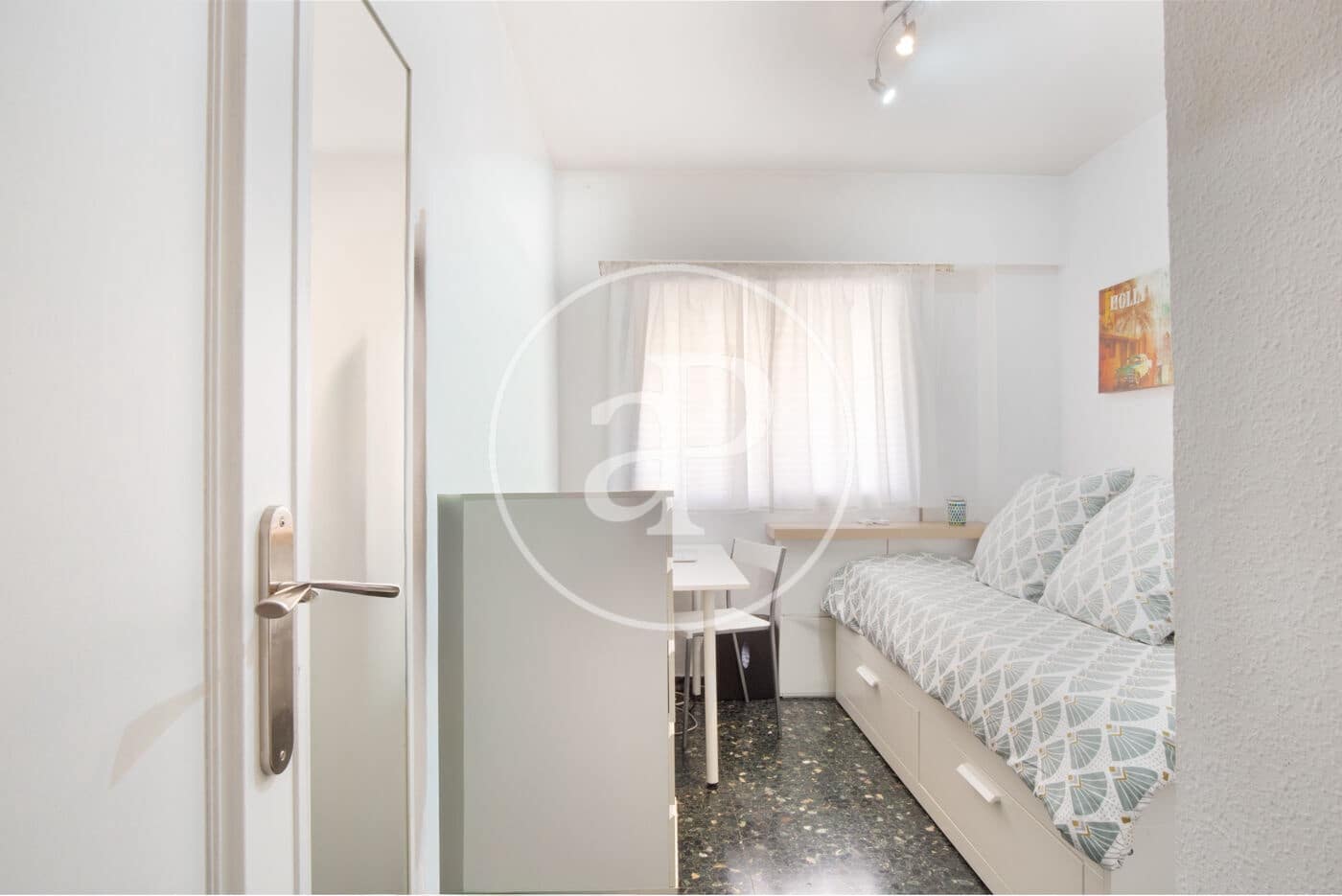 2 bedroom Apartment for rent in Valencia city - € 1,350 (Ref: 8764120)