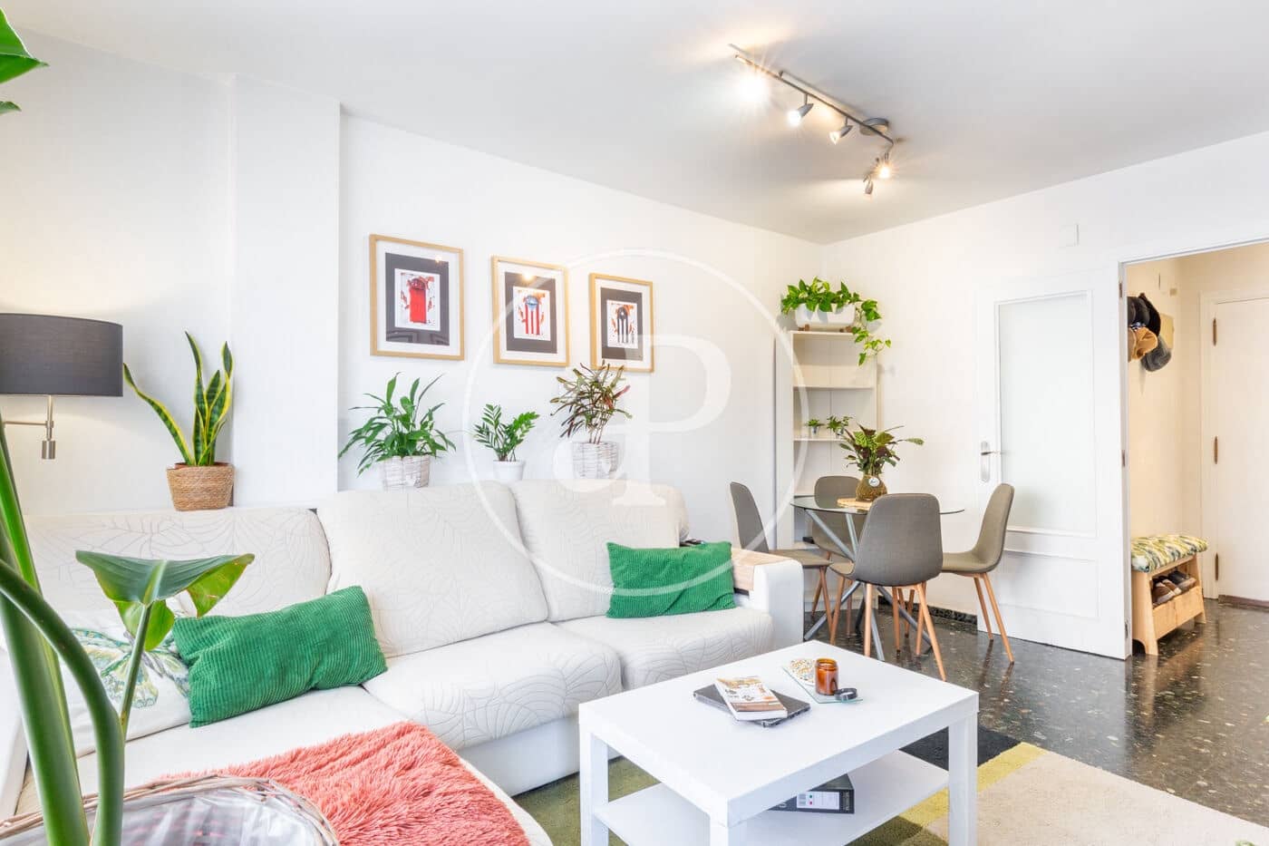 2 bedroom Apartment for rent in Valencia city - € 1,350 (Ref: 8764120)