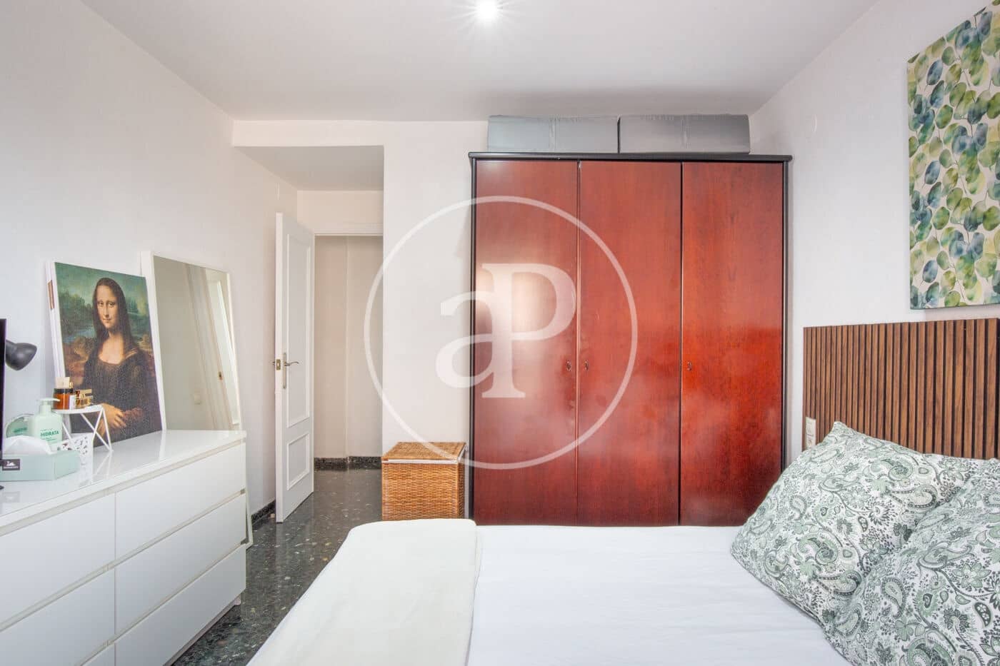 2 bedroom Apartment for rent in Valencia city - € 1,350 (Ref: 8764120)