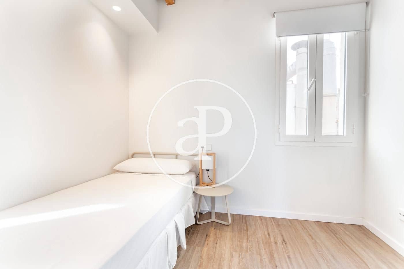 2 makuuhuone Kattohuoneisto vuokrattavana paikassa Valencia kaupunki - 1 900 € (Ref: 8764126)