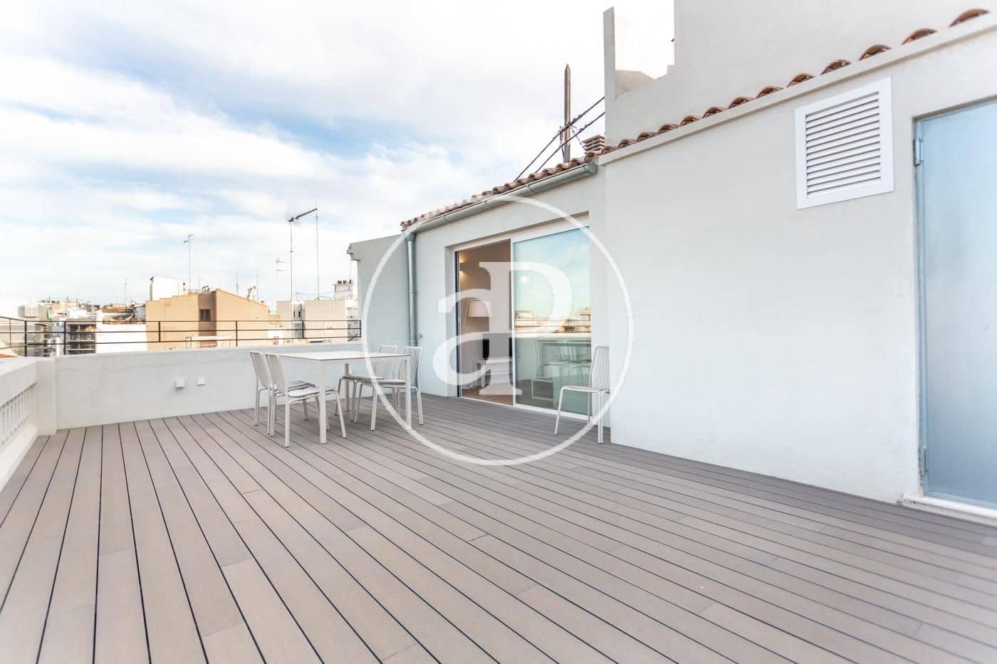 2 makuuhuone Kattohuoneisto vuokrattavana paikassa Valencia kaupunki - 1 900 € (Ref: 8764126)