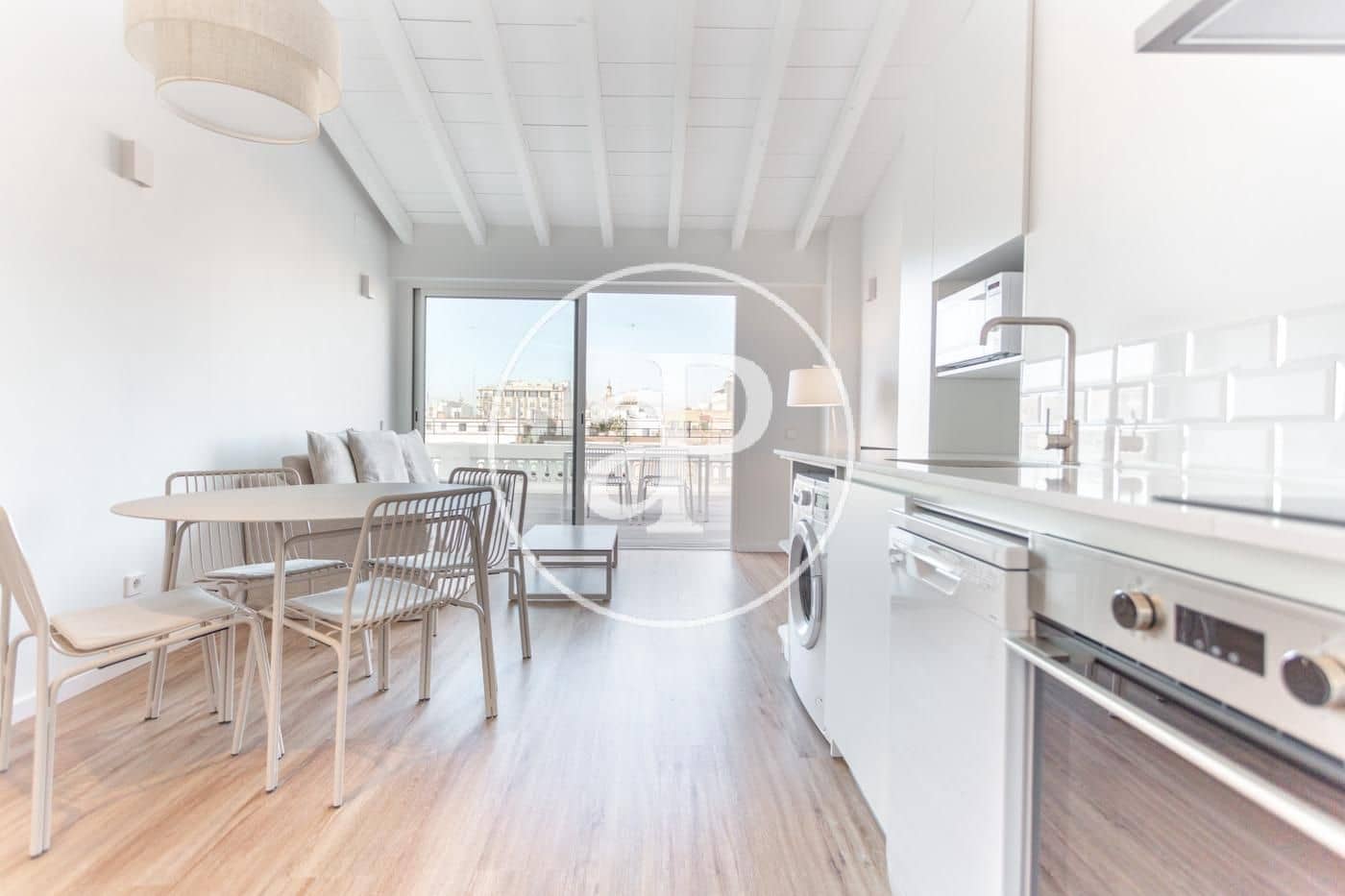 2 makuuhuone Kattohuoneisto vuokrattavana paikassa Valencia kaupunki - 1 900 € (Ref: 8764126)