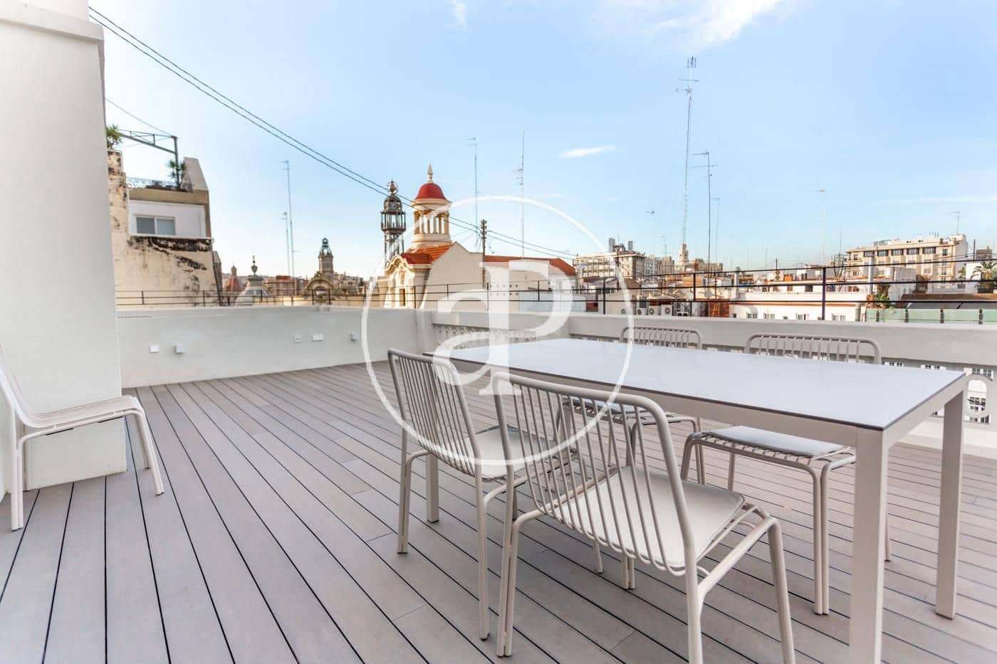 2 makuuhuone Kattohuoneisto vuokrattavana paikassa Valencia kaupunki - 1 900 € (Ref: 8764126)