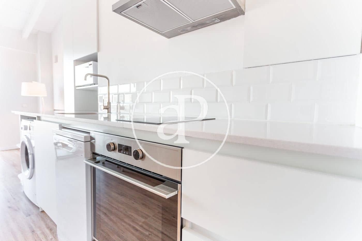 2 makuuhuone Kattohuoneisto vuokrattavana paikassa Valencia kaupunki - 1 900 € (Ref: 8764126)