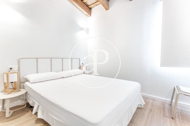 Penthouse de 2 chambres à louer à Sant Francesc, Valence ville - 1 900 € (Ref: 8764126)