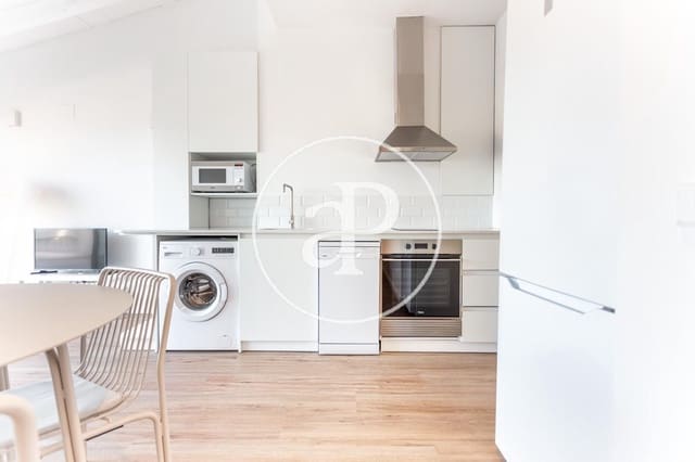 Penthouse de 2 chambres à louer à Sant Francesc, Valence ville - 1 900 € (Ref: 8764126)