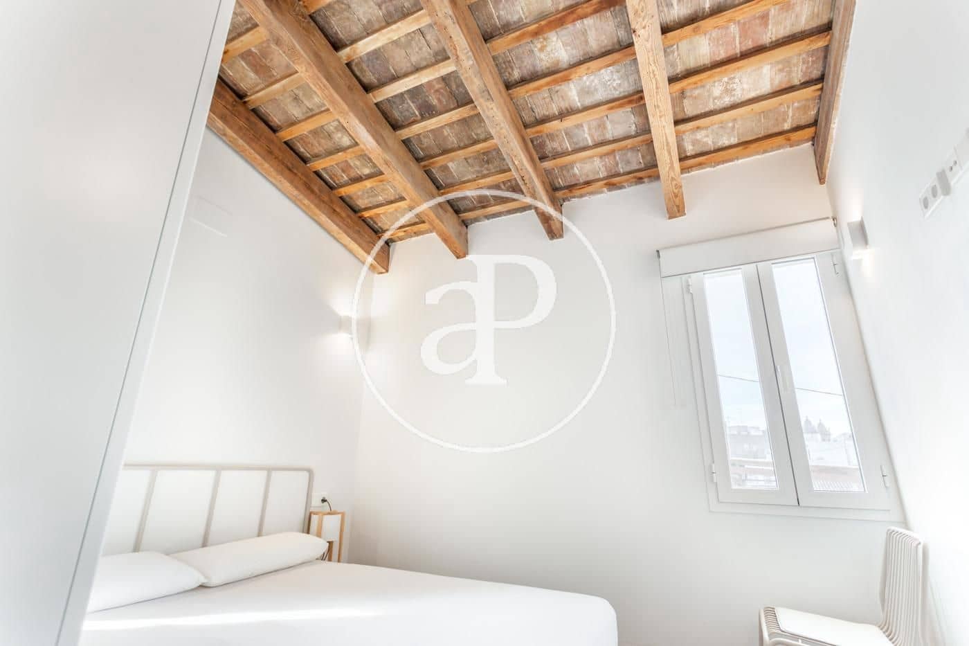 2 makuuhuone Kattohuoneisto vuokrattavana paikassa Valencia kaupunki - 1 900 € (Ref: 8764126)