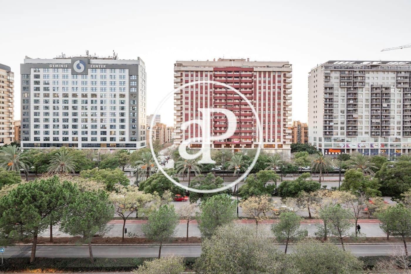 3 quarto Apartamento para arrendar em Valencia cidade com garagem - 1 800 € (Ref: 8764130)