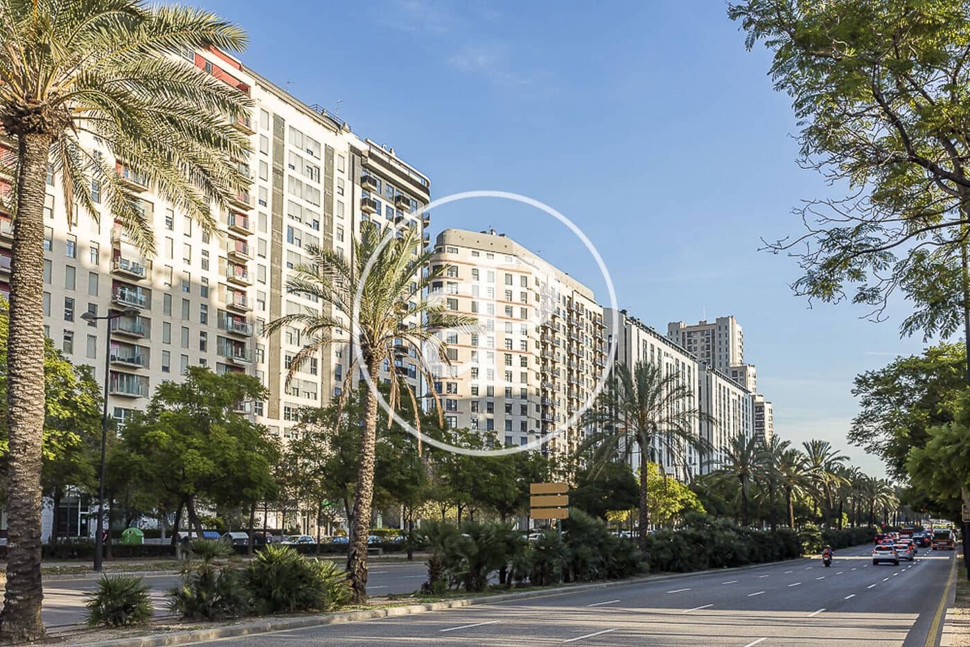 3 quarto Apartamento para arrendar em Valencia cidade com garagem - 1 800 € (Ref: 8764130)