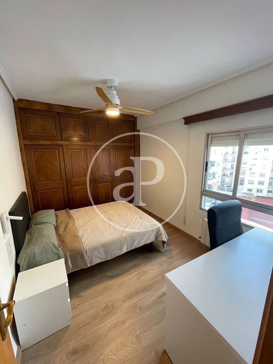 3 camera da letto Appartamento da affittare in Valencia citta - 1.650 € (Rif: 8772786)