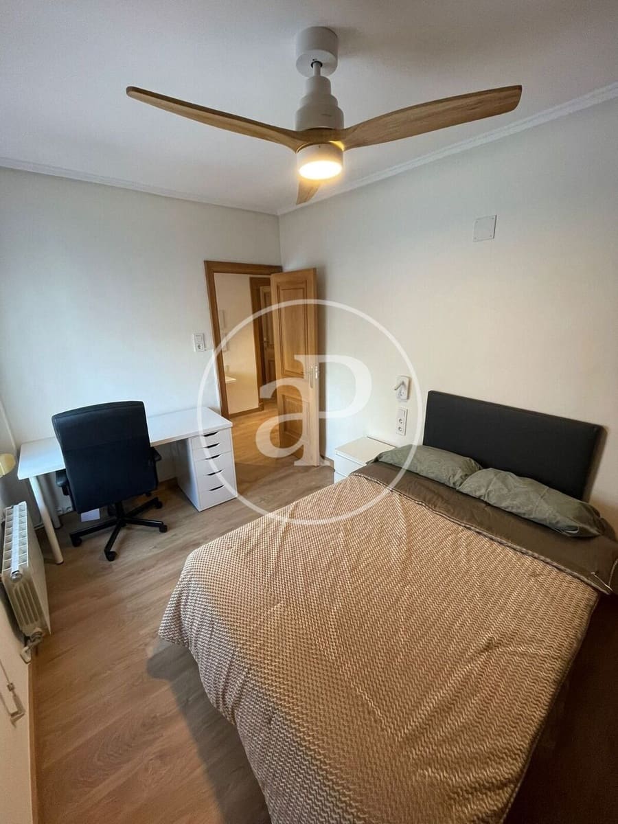 3 camera da letto Appartamento da affittare in Valencia citta - 1.650 € (Rif: 8772786)