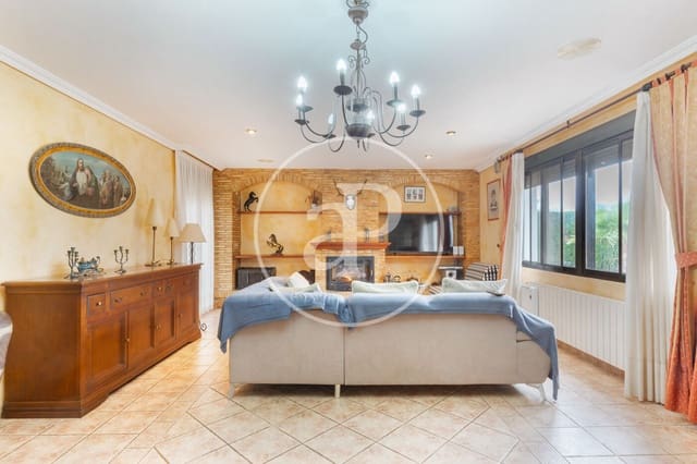 5 soveværelse Villa til salg i Onda med swimmingpool - € 949.500 (Ref: 8772792)