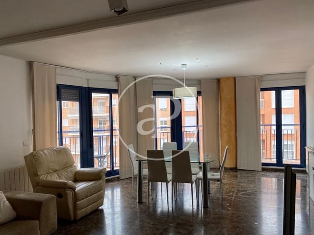 4 bedroom Penthouse for sale in Sur, Castelló de la Plana - € 298,000 (Ref: 8778703)