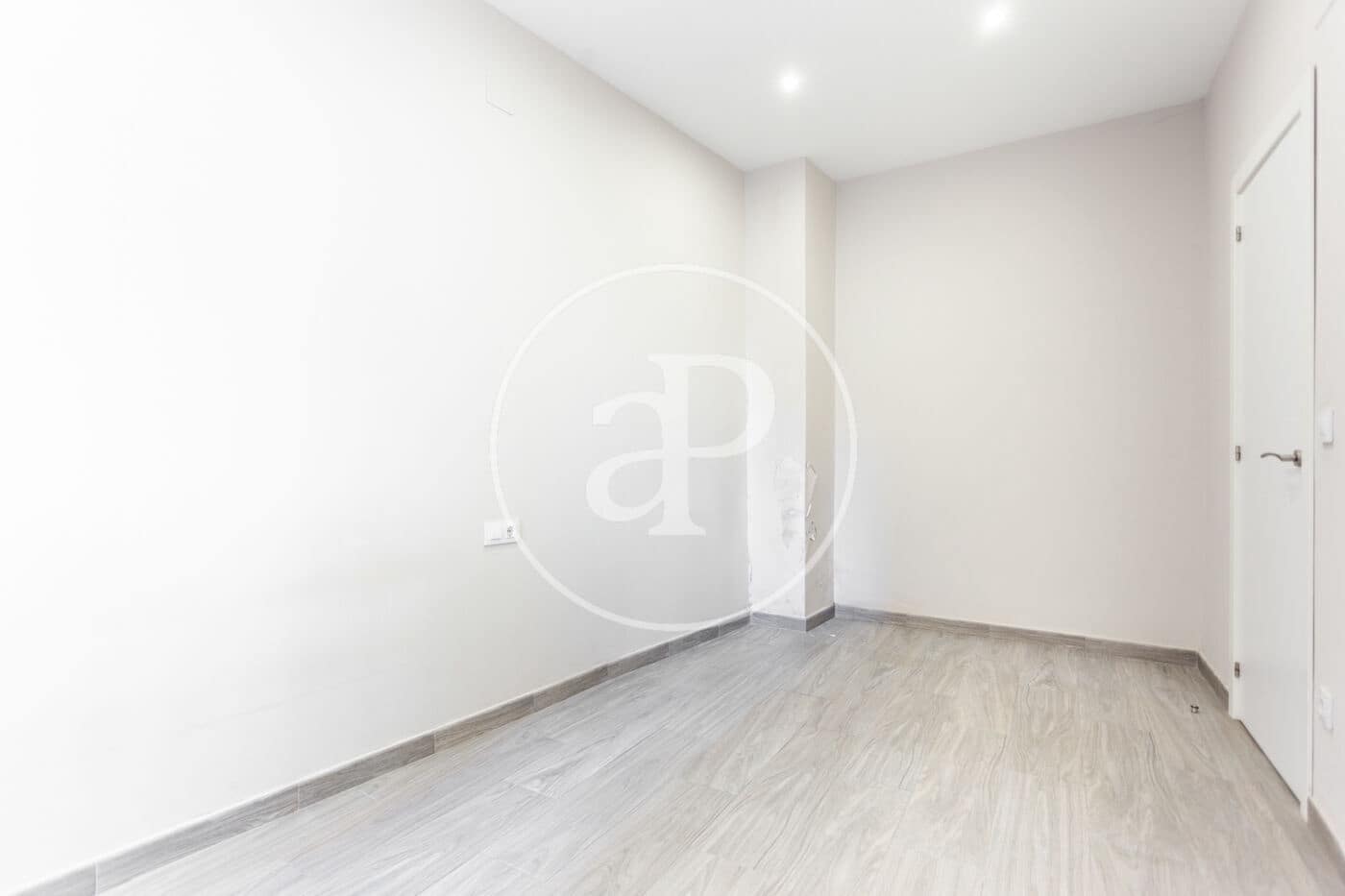 3 makuuhuone Huoneisto vuokrattavana paikassa Valencia kaupunki - 1 350 € (Ref: 8784029)