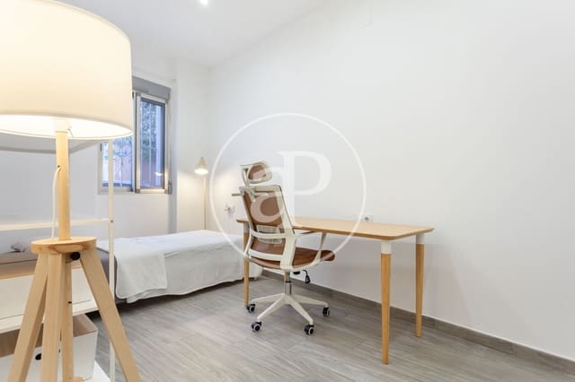 3 sovrum Lägenhet att hyra i Mont-Olivet, Valencia stad - 1 350 € (Ref: 8784029)