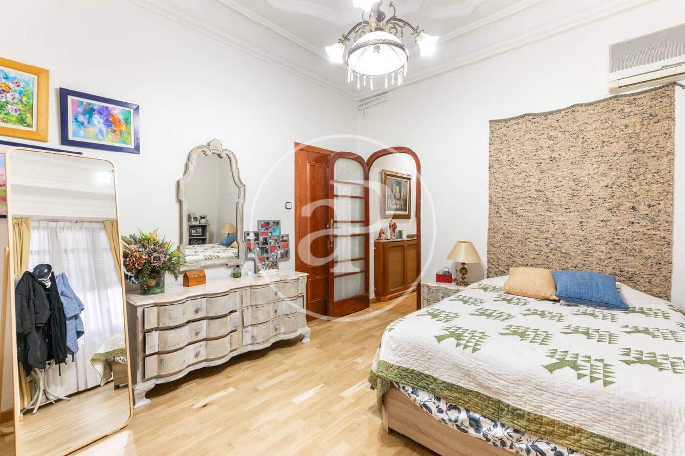 8 soveværelse Lejlighed til salg i Valencia by - € 1.075.000 (Ref: 8786457)