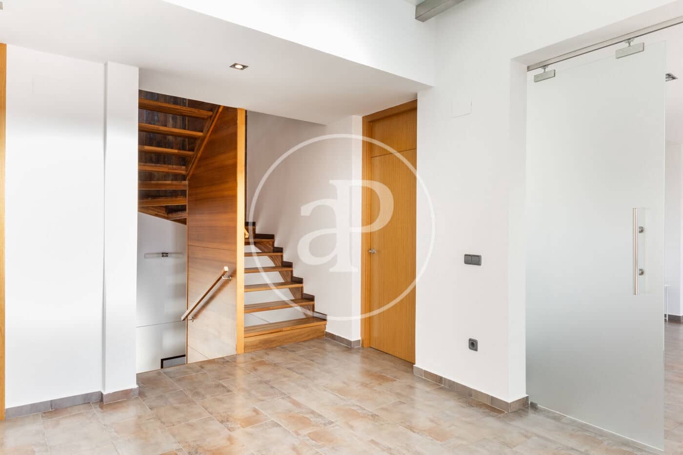 5 sypialnia Willa na sprzedaż w Chiva z basenem - 650 000 € (Ref: 8792859)