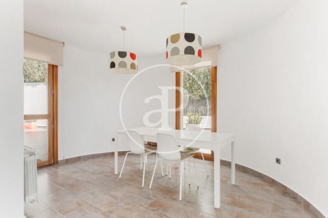 5 quarto Moradia para venda em Chiva com piscina - 650 000 € (Ref: 8792859)