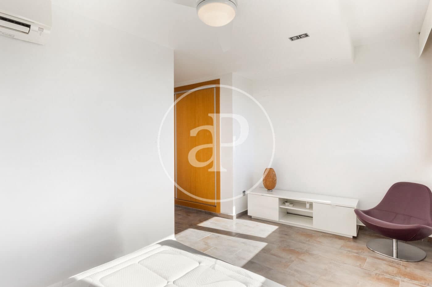 5 sypialnia Willa na sprzedaż w Chiva z basenem - 650 000 € (Ref: 8792859)