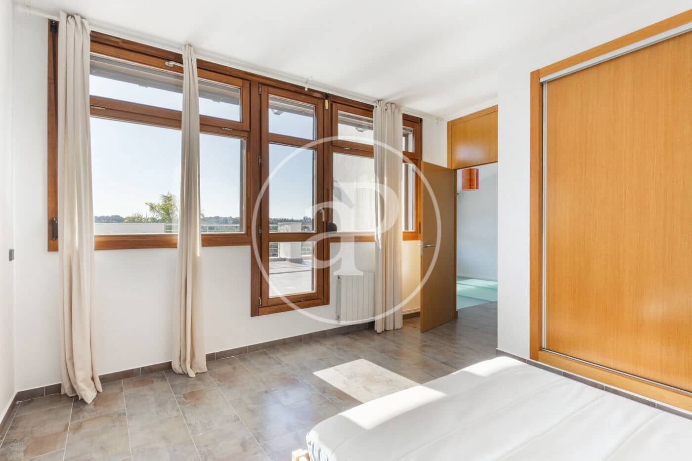 5 sypialnia Willa na sprzedaż w Chiva z basenem - 650 000 € (Ref: 8792859)