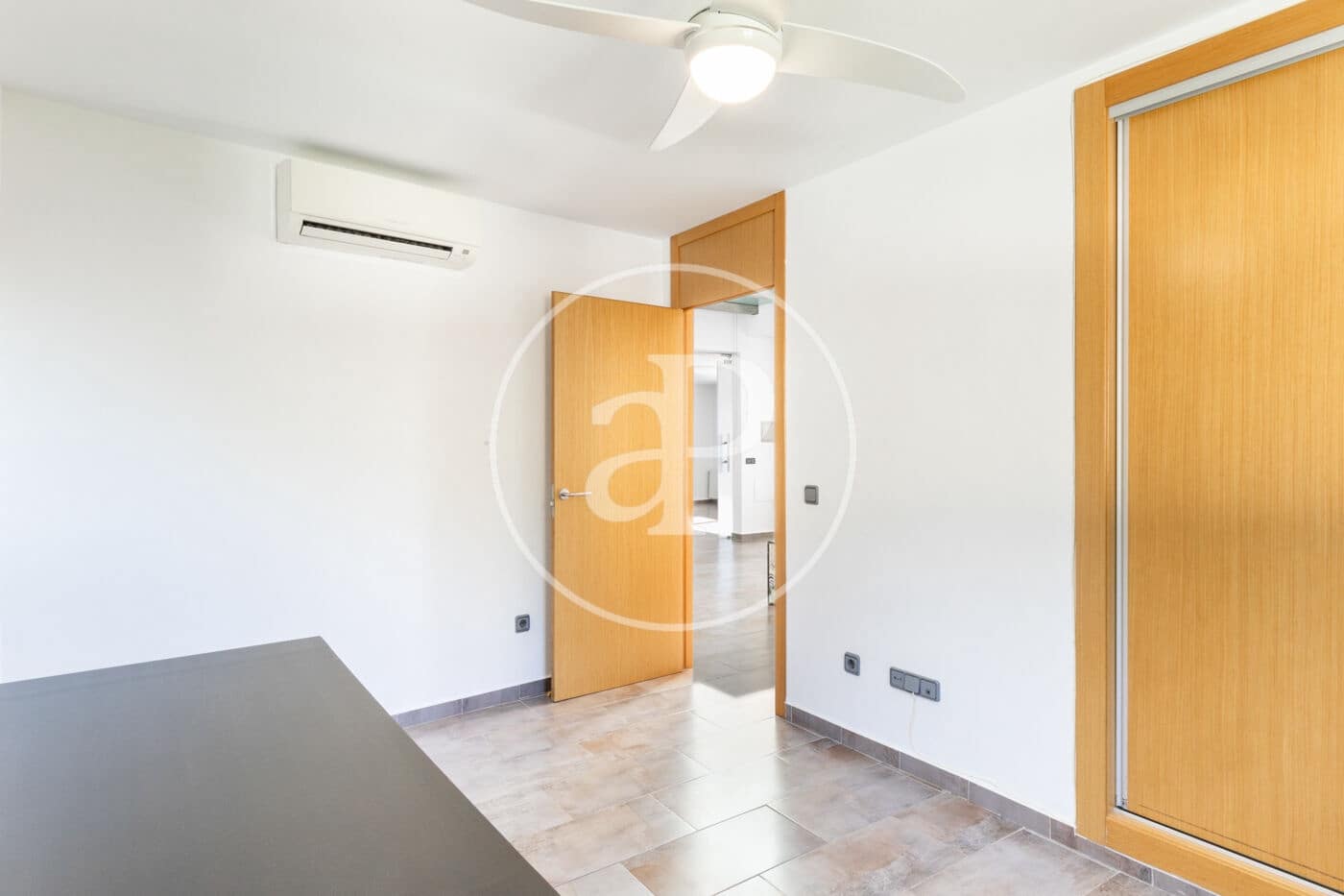 5 sypialnia Willa na sprzedaż w Chiva z basenem - 650 000 € (Ref: 8792859)