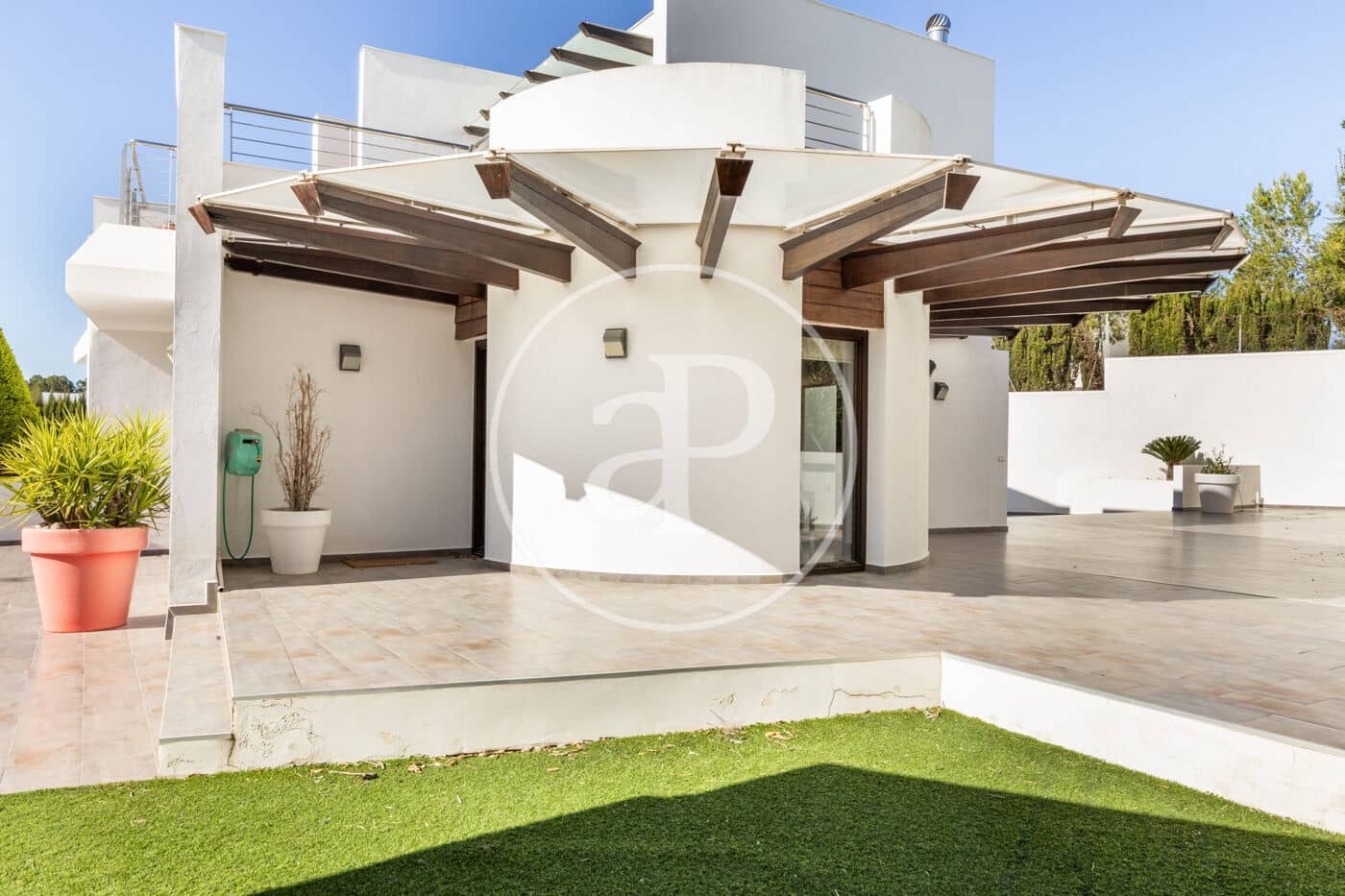 5 sypialnia Willa na sprzedaż w Chiva z basenem - 650 000 € (Ref: 8792859)