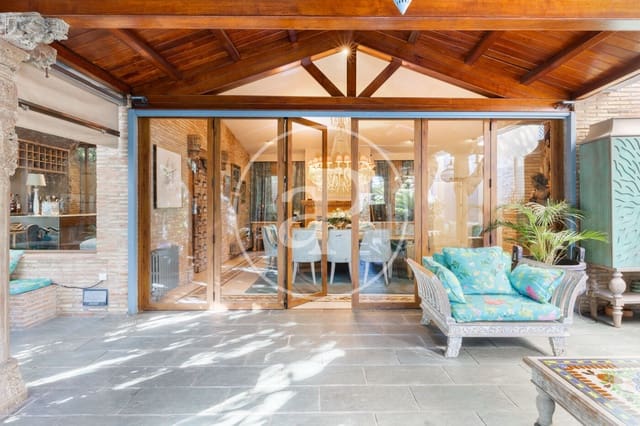 5 makuuhuone Huvila myytävänä paikassa Burriana / Borriana mukana uima-altaan - 950 000 € (Ref: 8792865)