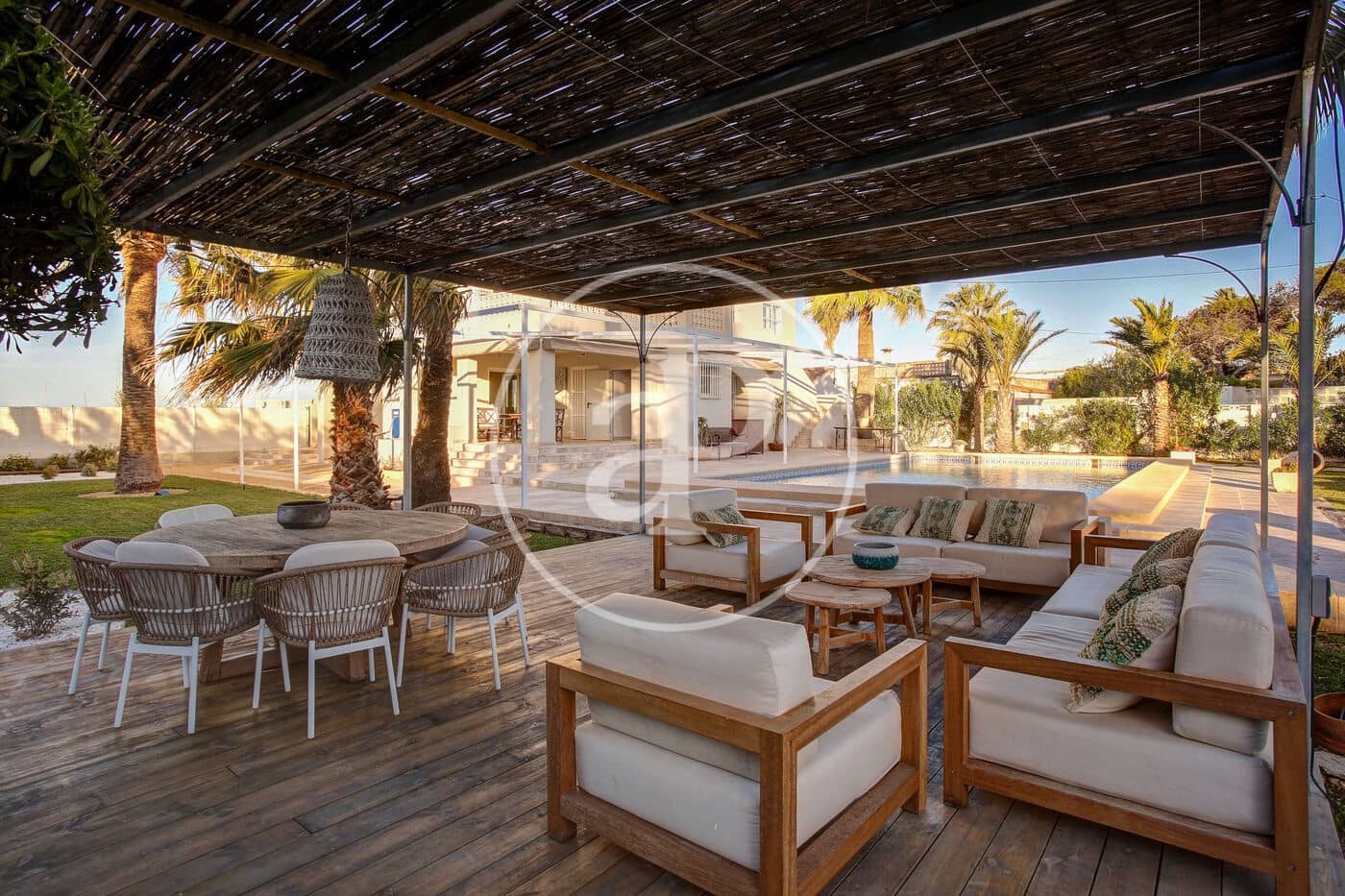 4 soveværelse Villa til leje i Denia med swimmingpool - € 7.000 (Ref: 8792868)