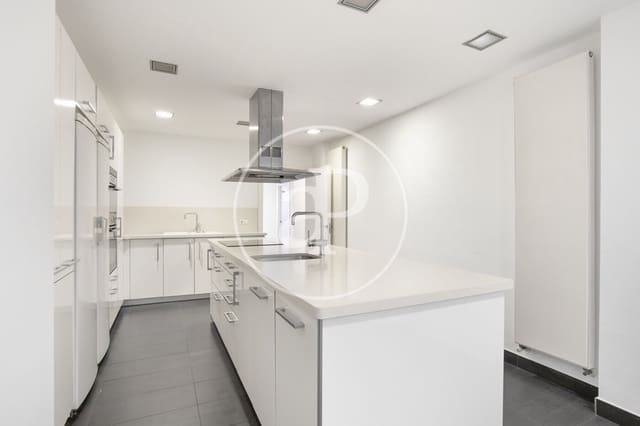 3 slaapkamer Appartement te koop in Russafa, Valencia stad - € 1.100.000 (Ref: 8799009)