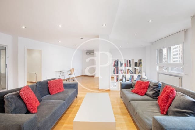 3 slaapkamer Appartement te koop in Russafa, Valencia stad - € 1.100.000 (Ref: 8799009)