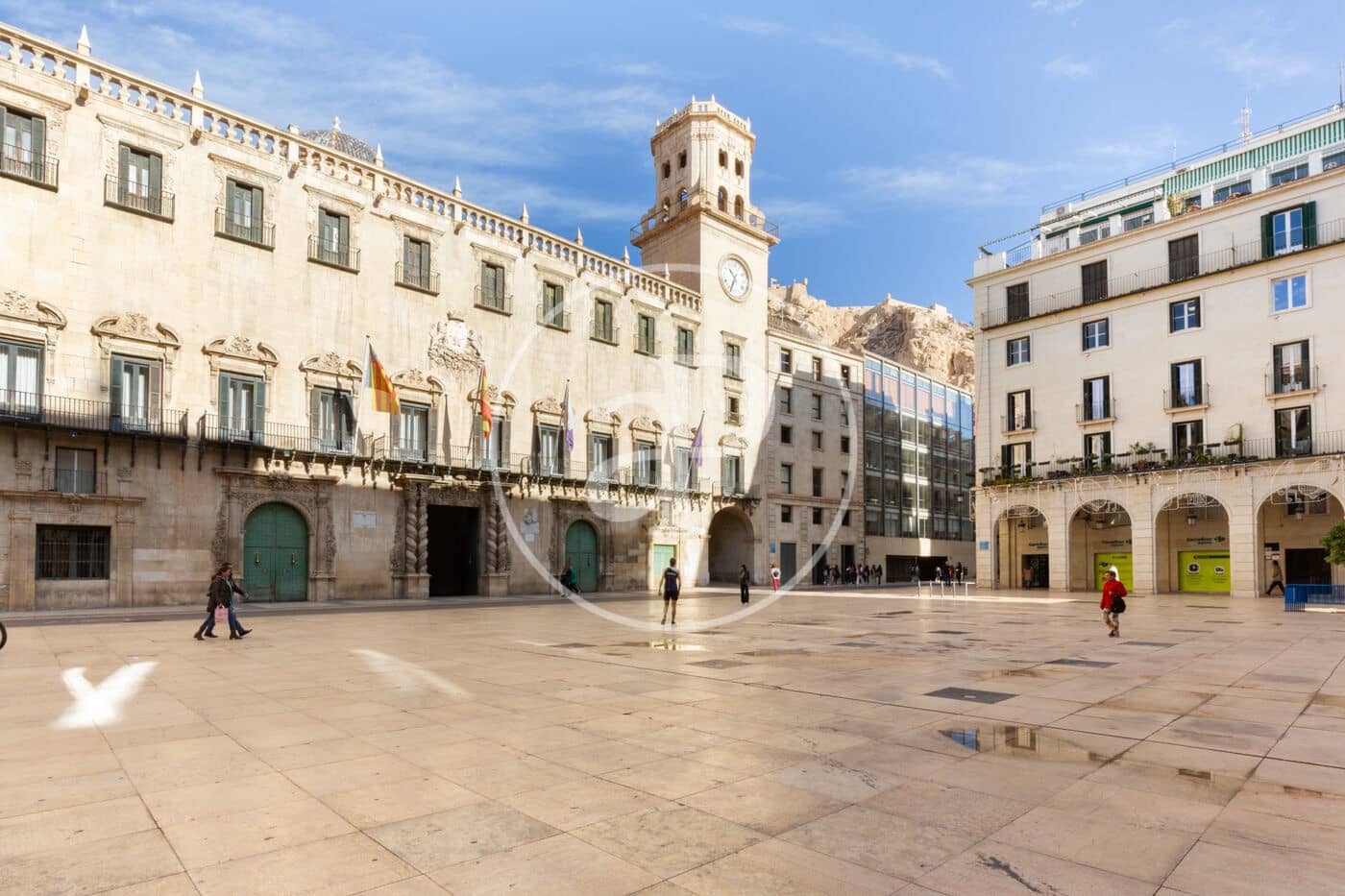 3 makuuhuone Huoneisto myytävänä paikassa Alicante kaupunki - 133 000 € (Ref: 8799017)