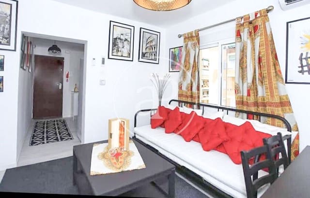 3 makuuhuone Huoneisto myytävänä paikassa Virgen del Remedio - Parque lo Morant, Alicante kaupunki - 133 000 € (Ref: 8799017)