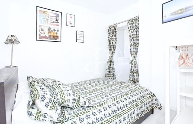 3 makuuhuone Huoneisto myytävänä paikassa Virgen del Remedio - Parque lo Morant, Alicante kaupunki - 133 000 € (Ref: 8799017)