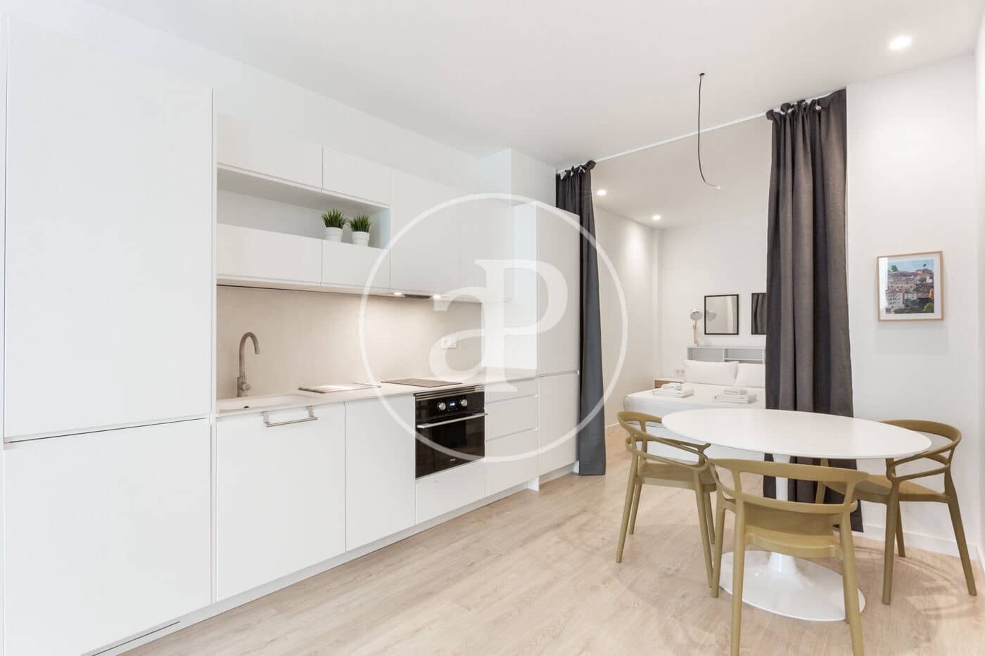 1 makuuhuone Huvila vuokrattavana paikassa Valencia kaupunki - 1 500 € (Ref: 8802313)