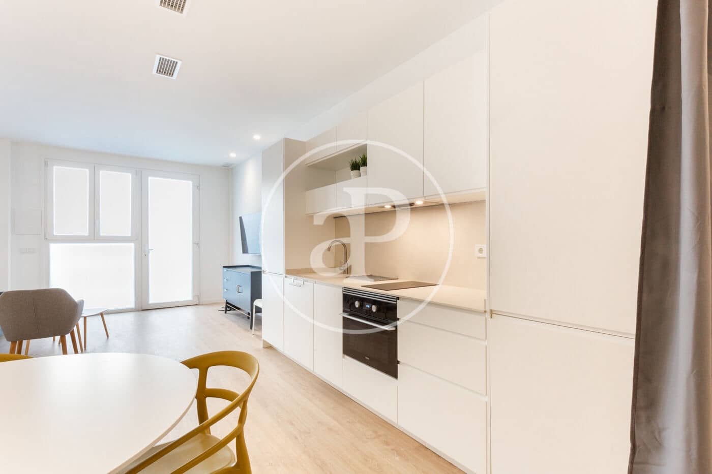 1 makuuhuone Huvila vuokrattavana paikassa Valencia kaupunki - 1 500 € (Ref: 8802313)