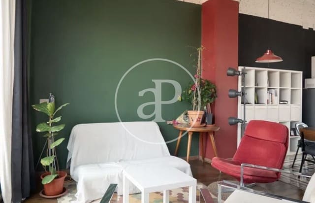 1 bedroom Penthouse for rent in Russafa, Valencia city - € 1,300 (Ref: 8809785)