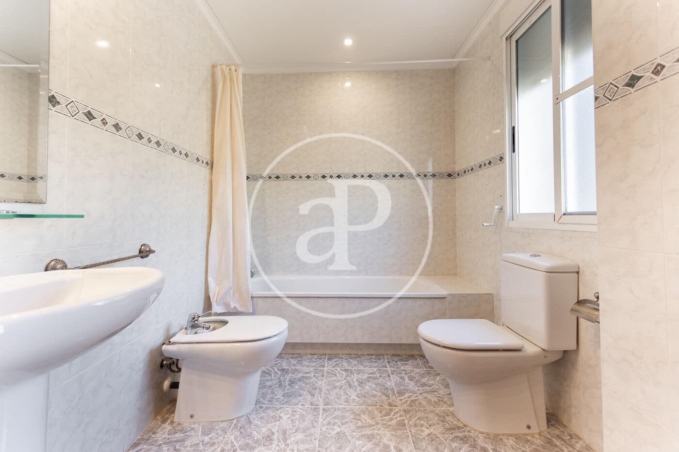 5 slaapkamer Villa te koop in Pucol met zwembad - € 1.800.000 (Ref: 8815814)