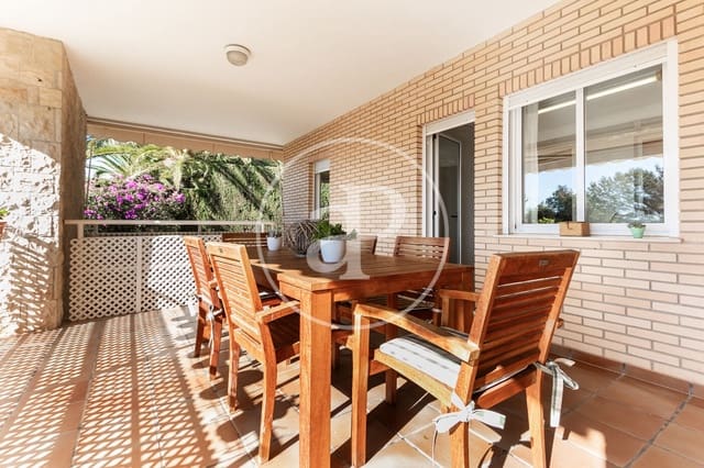 5 bedroom Villa for sale in Puçol with pool - € 1,800,000 (Ref: 8815814)