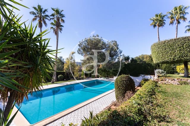 5 bedroom Villa for sale in Puçol with pool - € 1,800,000 (Ref: 8815814)