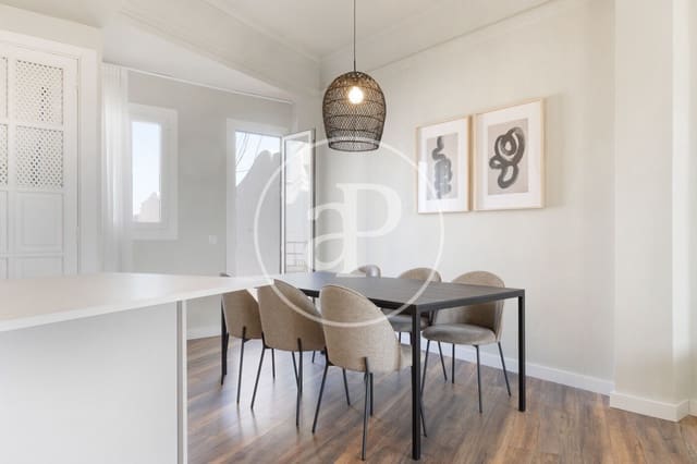 Penthouse de 5 chambres à louer à Sant Francesc, Valence ville - 4 500 € (Ref: 8815818)