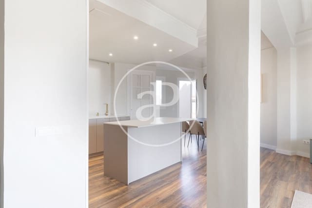 Penthouse de 5 chambres à louer à Sant Francesc, Valence ville - 4 500 € (Ref: 8815818)