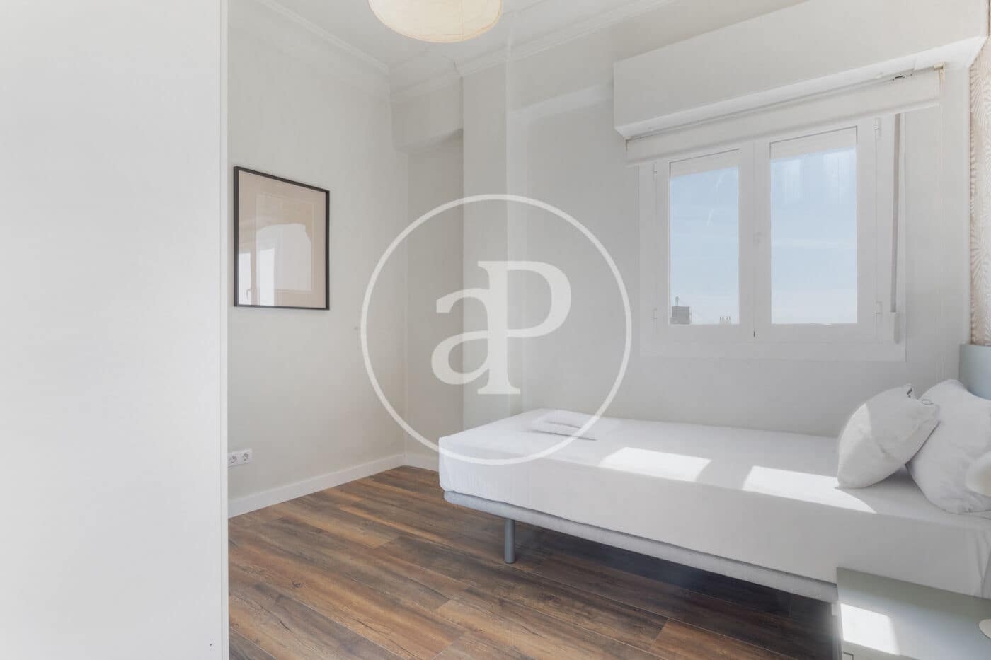 5 bedroom Penthouse for rent in Valencia city - € 4,500 (Ref: 8815818)