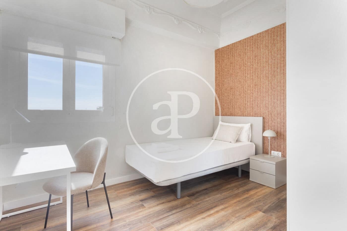 5 bedroom Penthouse for rent in Valencia city - € 4,500 (Ref: 8815818)