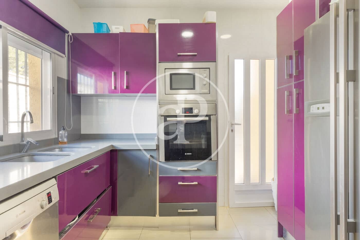 6 quarto Moradia para arrendar em L'Eliana com piscina - 2 300 € (Ref: 8817815)