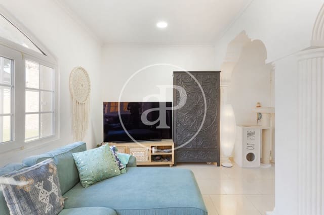 6 makuuhuone Huvila vuokrattavana paikassa L'Eliana mukana uima-altaan - 2 300 € (Ref: 8817815)