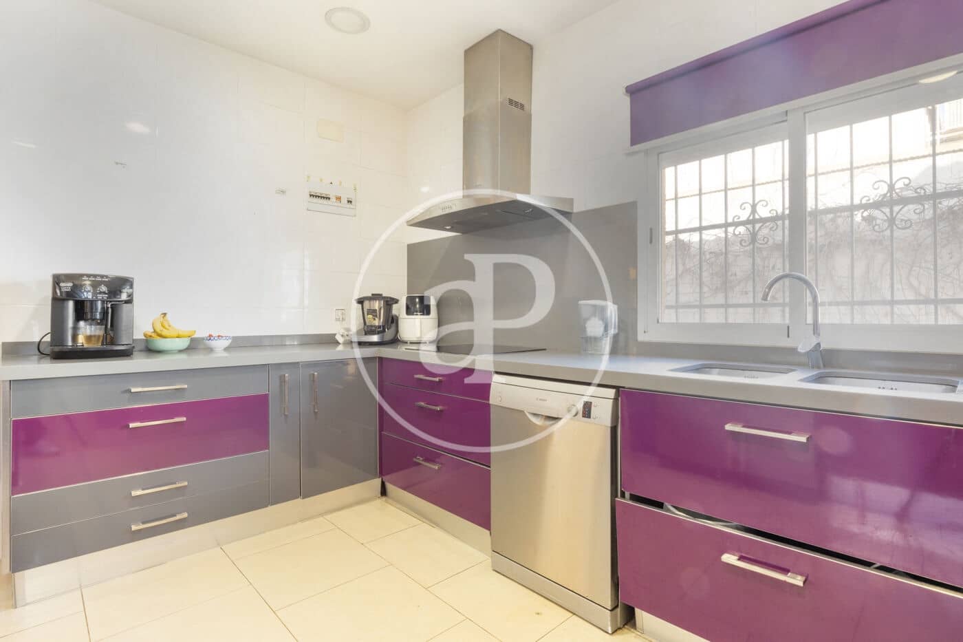 6 quarto Moradia para arrendar em L'Eliana com piscina - 2 300 € (Ref: 8817815)