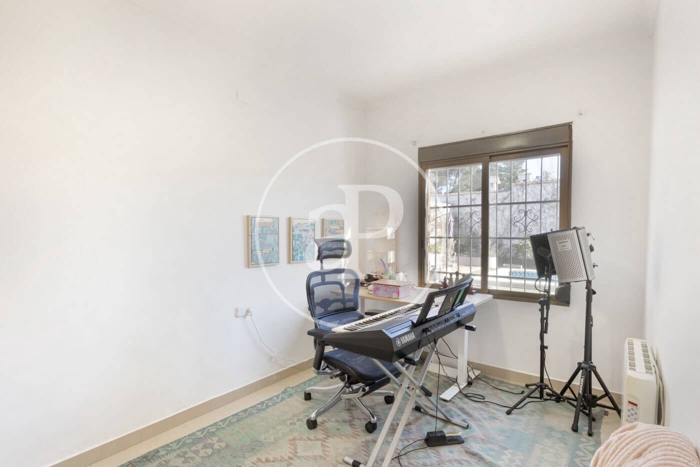6 quarto Moradia para arrendar em L'Eliana com piscina - 2 300 € (Ref: 8817815)
